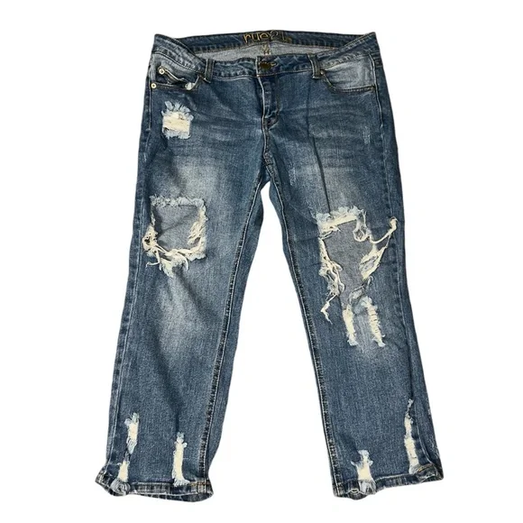 Blue distressed denim jeans with ripped knees - Picture 1 of 3